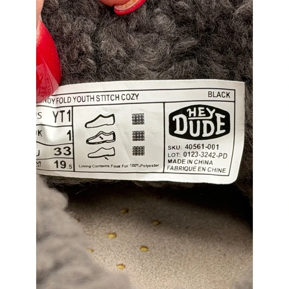 Hey Dude Wendy Fold Youth Stitch Cozy Shoes, US YT1, EU 33,Dark Gray Faux Fur